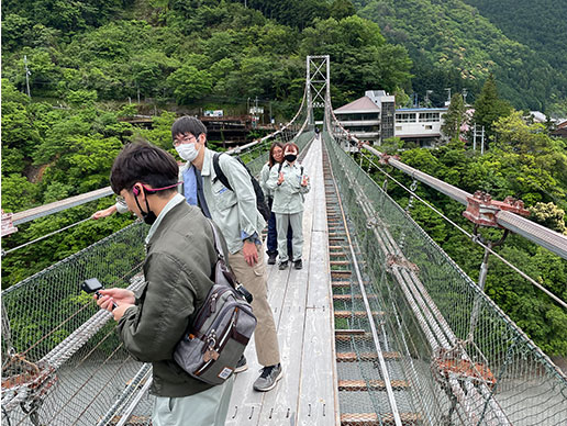 谷瀬の吊り橋